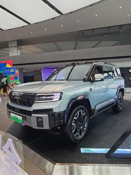 东莞181比亚迪方程豹硬派越野的爆款，英菲尼迪35周年与你共成长